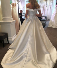 Sexy Off The Shoulder Court Train Satin Wedding Dresses For Bride