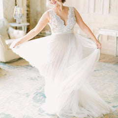 Boho Lace Appliques Tulle Long Wedding Dresses Beach