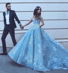 Elegant V-neck Off Shoulder Prom Dresses Ball Gowns