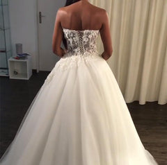 Lace Appliques Sweetheart See Through Corset Tulle Wedding Dresses