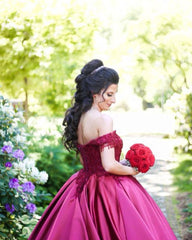 Delicate Lace V-neck  Off The Shoulder Satin Ball Gowns Wedding Dress