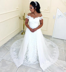 Elegant Lace V-neck Off The Shoulder Tulle Sweep Train Wedding Dresses 2018