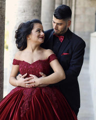 Lace Embroidery Off Shoulder Ball Gowns Wedding Velvet Dresses