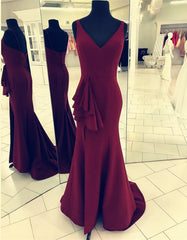 Stylish Mermaid V-neck Long Jersey Split Bridesmaid Dresses