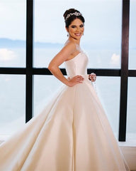 Sexy Sleeveless Sweetheart Ball Gowns Wedding Dresses 2018
