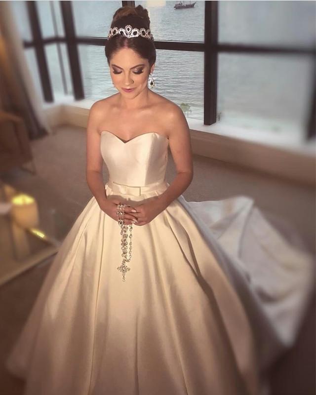 Sexy Sleeveless Sweetheart Ball Gowns Wedding Dresses 2018