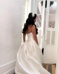 A-line Sleeveless Sweetheart Bow Sashes Wedding Dresses 2018
