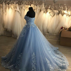 Light Blue Ball Gown Tulle Sweetheart Appliques Quinceanera Dresses