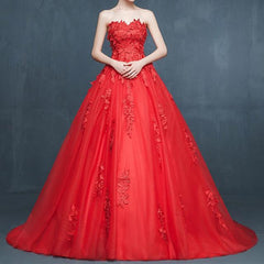 Elegant Floral Lace Sweetheart Tulle Ball Gown Dresses