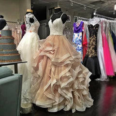 V Neck Organza Ruffles Champagne Wedding Dresses Ball Gown Ivory Lace Appliques