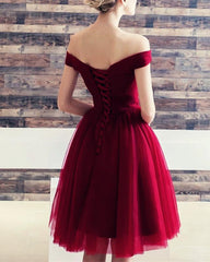 Tulle Knee Length Bridesmaid Dresses Off Shoulder