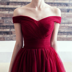 Tulle Knee Length Bridesmaid Dresses Off Shoulder