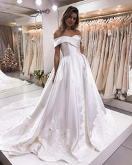 Elegant Off The Shoulder Sweep Train Satin Wedding Dresses Lace Embroidery