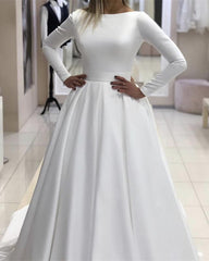 Vintage Long Sleeves Satin Backless Wedding Dresses 2019