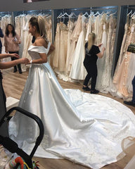 Elegant Off The Shoulder Sweep Train Satin Wedding Dresses Lace Embroidery