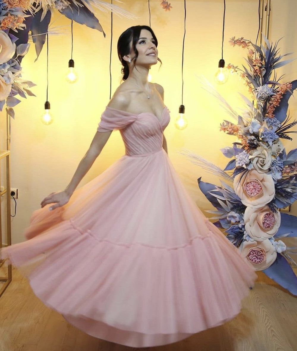 Tulle Off The Shoulder Midi Formal Dresses