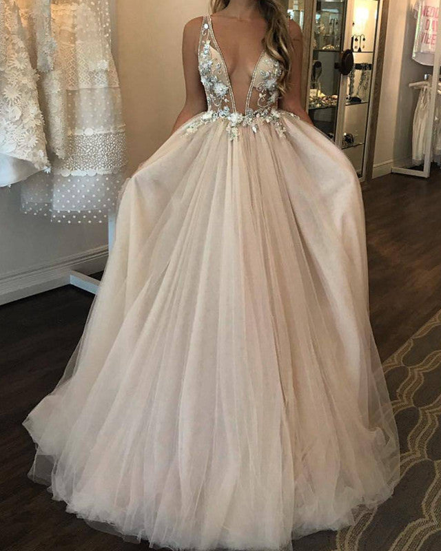 Plunge Neck Tulle Empire Wedding Dresses Embroidery Beaded