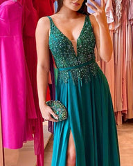 Green Chiffon V-neck Appliques Split Dress - RongMoon