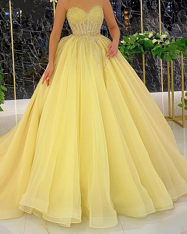 Ball Gown Sweetheart Ruffles Quinceanera Dresses Beaded Corset