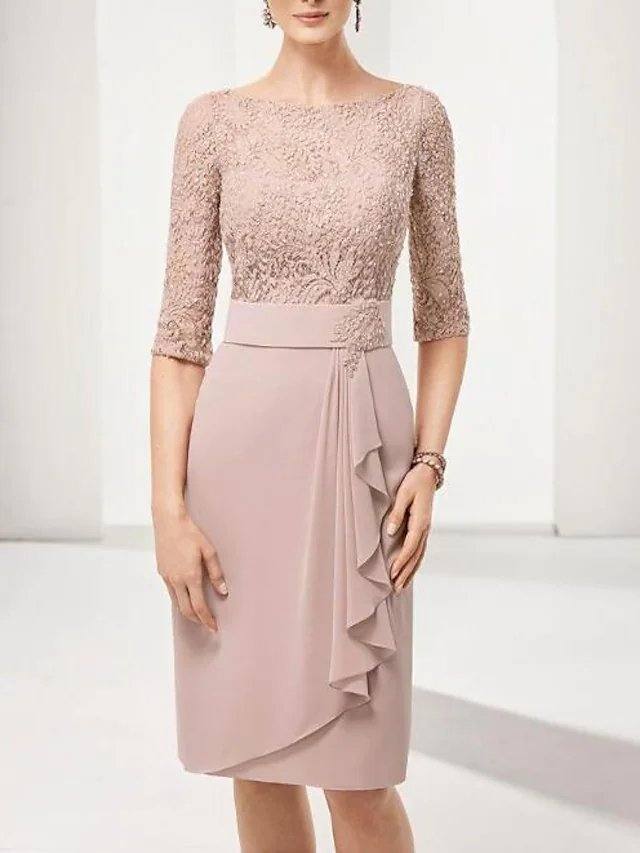 Sheath / Column Mother of the Bride Dress Sweet Jewel Neck Knee Length Chiffon Lace Half Sleeve with Side Draping - RongMoon