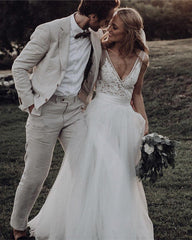 Tulle Beach Wedding Dresses V Neck Lace Appliques
