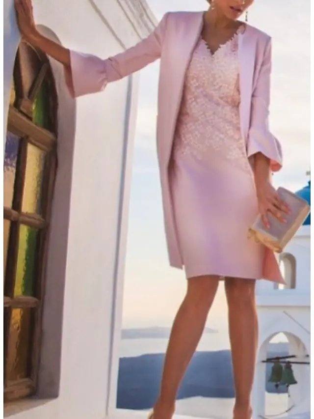 Two Piece Mother of the Bride Dress Elegant V Neck Knee Length Lace Satin 3/4 Length Sleeve with Embroidery - RongMoon