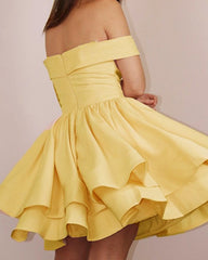 Short Ruffles Yellow Prom Dresses Off The Shoulder
