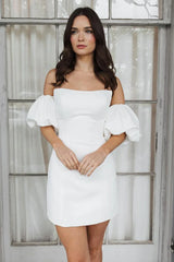 Strapless Bubble Sleeves Satin White Short Wedding Dress
