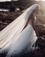 Tulle Beach Wedding Dresses V Neck Lace Appliques