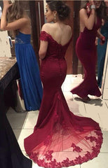Trumpet/Mermaid Off-the-shoulder Long Lace Prom Dresses with Beading