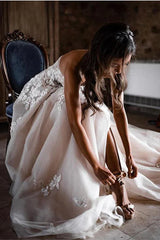 Sweetheart Front Split Tulle Appliques Champagne Wedding Dress
