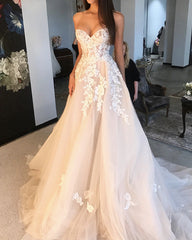Romantic Bohemian Wedding Dress Tulle Sweetheart Appliques