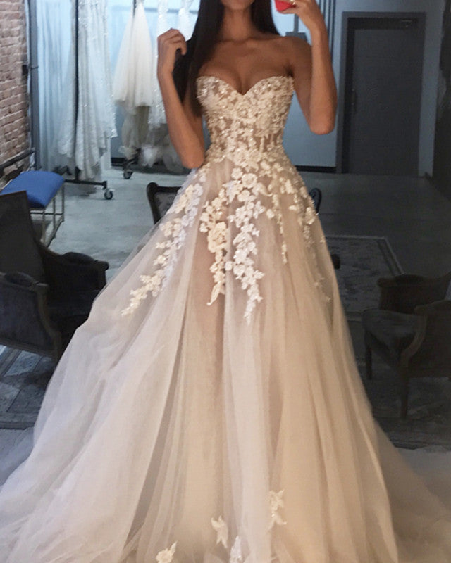 Romantic Bohemian Wedding Dress Tulle Sweetheart Appliques