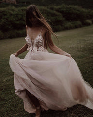 Beach Style Wedding Dresses Spaghetti Straps Tulle Backless
