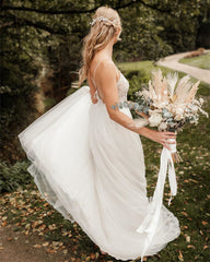 Romantic Tulle Boho Wedding Dress Lace V Neck
