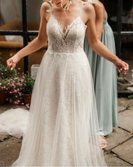 Rustic Lace Wedding Dress Tulle Skirt