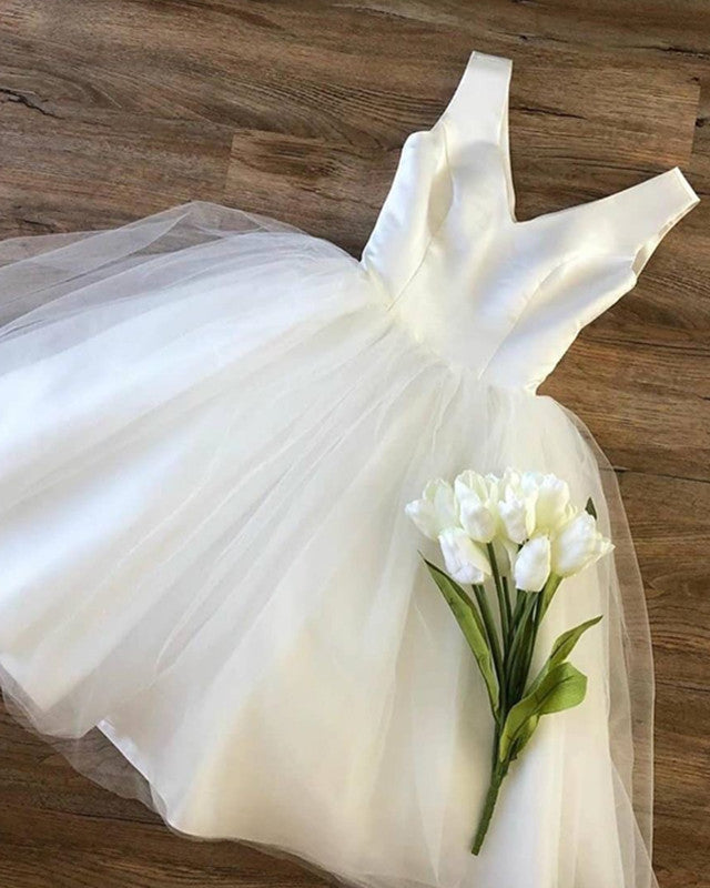 Short V Neck Wedding Dress Tulle