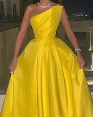 Yellow Strapless Satin Formal Dresses