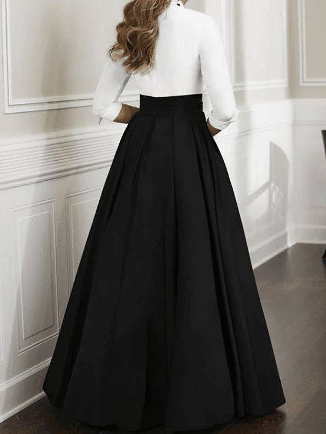 A-Line Mother of the Bride Dress Elegant & Luxurious Plunging Neck Floor Length Satin Half Sleeve - RongMoon