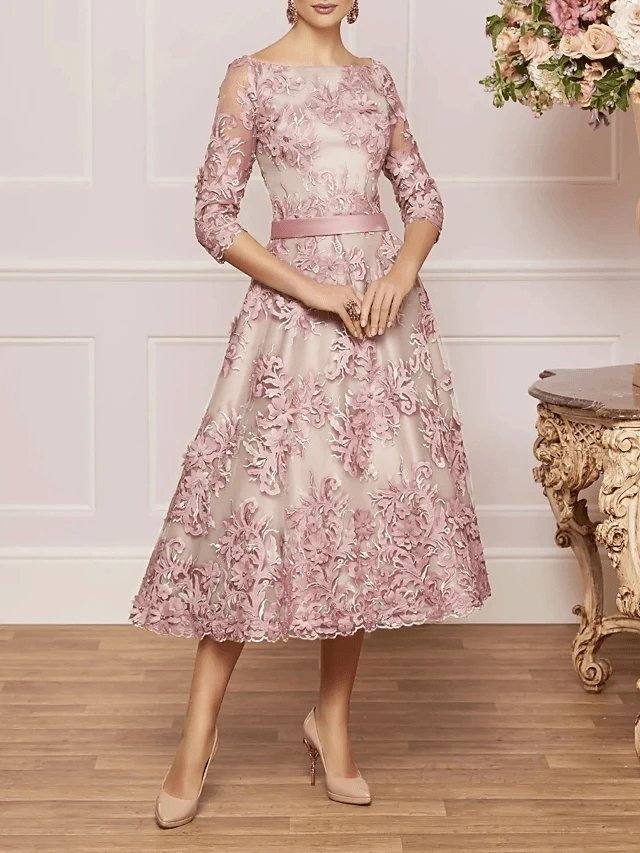 A-Line Mother of the Bride Dress Plus Size Elegant Vintage Bateau Neck Tea Length Lace Half Sleeve with Lace Sash / Ribbon - RongMoon