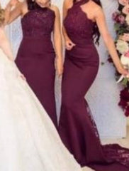 Mermaid / Trumpet Bridesmaid Dress Halter Neck Sleeveless Elegant Court Train Chiffon / Lace with Sequin / Solid Color - RongMoon