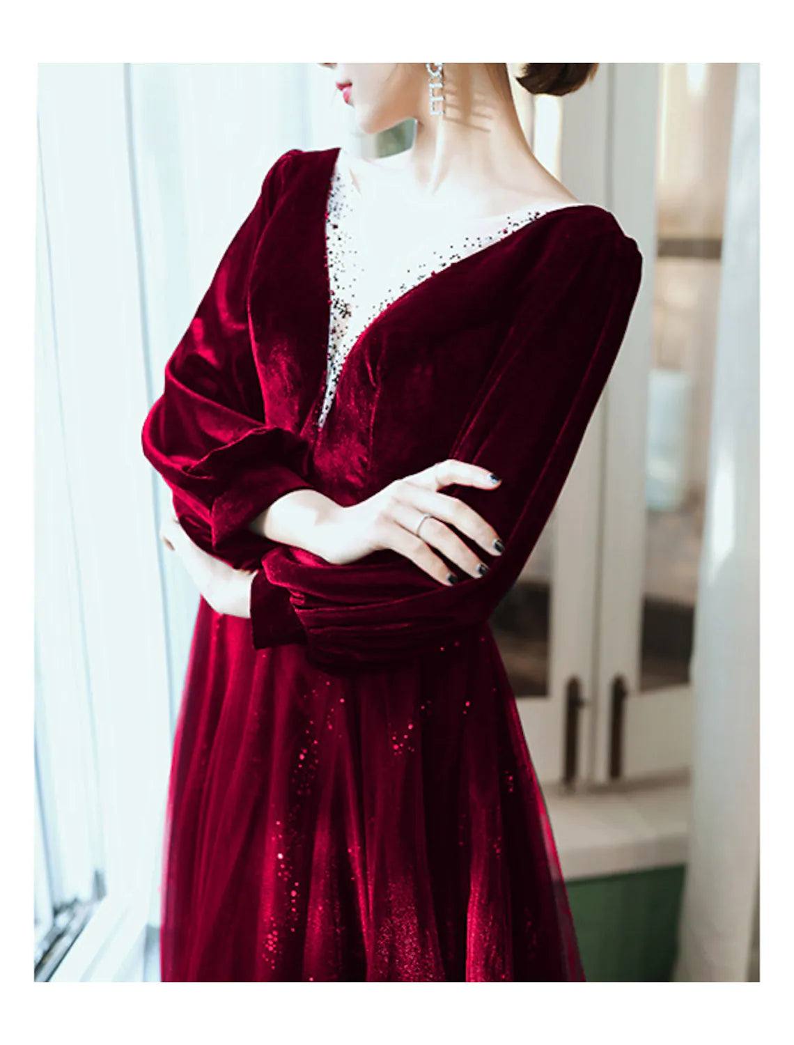 A-Line Bridesmaid Dress Jewel Neck Long Sleeve Elegant Floor Length Tulle / Velvet with Sequin / Bandage - RongMoon