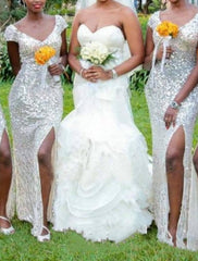 Sheath / Column Bridesmaid Dress V Neck Short Sleeve Sparkle & Shine Sweep / Brush Train Sequined with Split Front / Solid Color - RongMoon