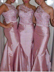 Mermaid / Trumpet Bridesmaid Dress One Shoulder Sleeveless Beautiful Back Sweep / Brush Train Lace / Taffeta with Pleats / Solid Color - RongMoon
