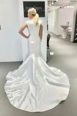 Satin Scoop Buttons Trumpet Mermaid Wedding Dress
