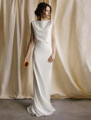 Reception Open Back Casual Wedding Dresses Sheath / Column Scoop Neck Sleeveless Sweep / Brush Train Satin Bridal Gowns With Solid Color