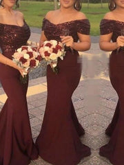 Mermaid / Trumpet Bridesmaid Dress Off Shoulder Short Sleeve Elegant Sweep / Brush Train Stretch Chiffon with Sequin / Solid Color - RongMoon