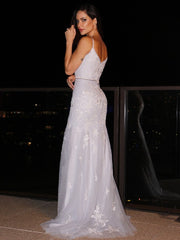 V-neck Tulle Applique Sleeveless Prom Dresses