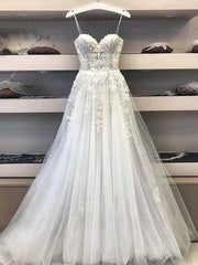 Sweetheart Tulle Appliques A Line Wedding Dress