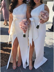Sheath / Column Bridesmaid Dress One Shoulder Sleeveless Elegant Sweep / Brush Train Stretch Fabric with Bow(s) / Split Front - RongMoon
